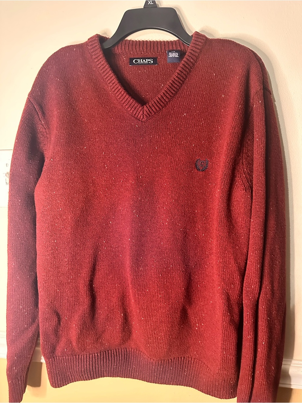 Chaps Men's V-Neck Sweater in Wine Red